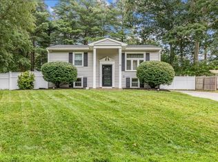 86 Esta Rd, Plymouth, MA 02360