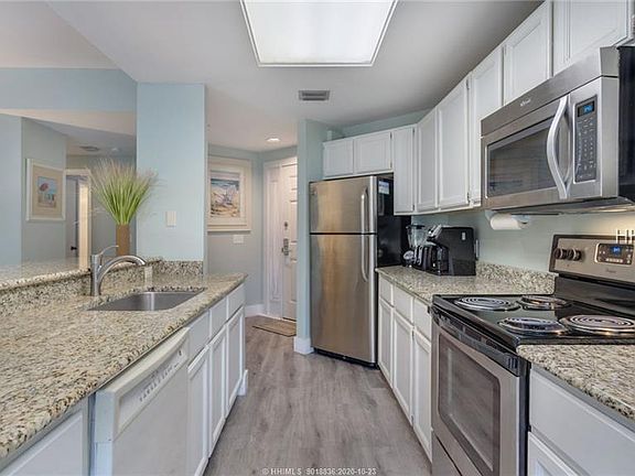 5th image of 75 Ocean Ln APT 602