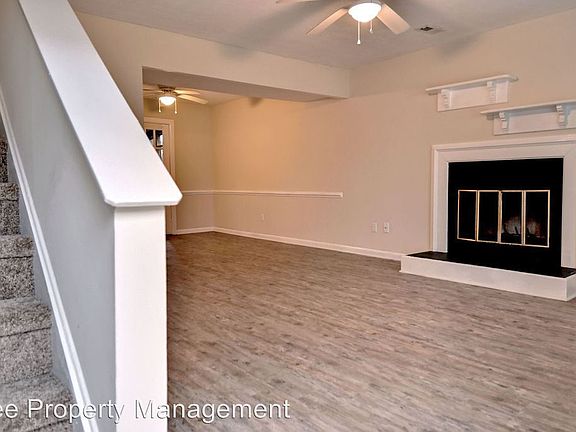 5th image of 206 Trivalon Ct