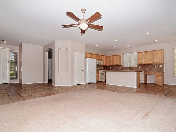 4th image of 9340 W Yukon Dr
