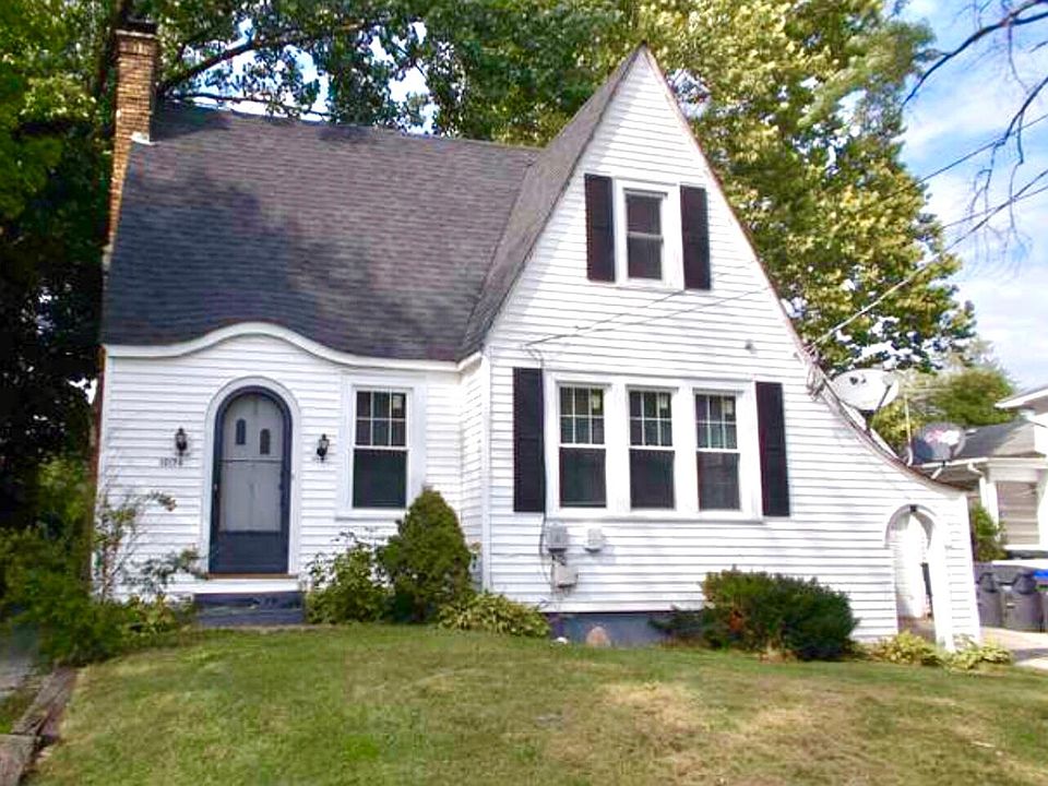 1st image of 10174 W Ford Ave #1