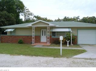 7461 Pentz Rd, Bokeelia, FL 33922