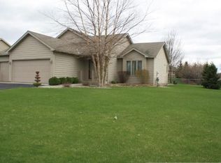1804 French Trace Ave, Shakopee, MN 55379