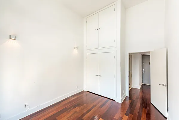 Rented by Nooklyn NYC LLC | media 22