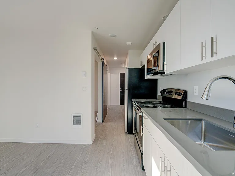 Viola Apartments — Photo 66