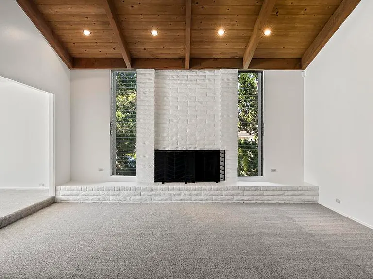 16138 Via Madera Circa E — Photo 7