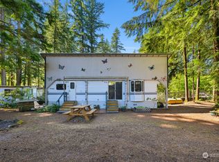 6211 Shamrock Rd, Maple Falls, WA 98266