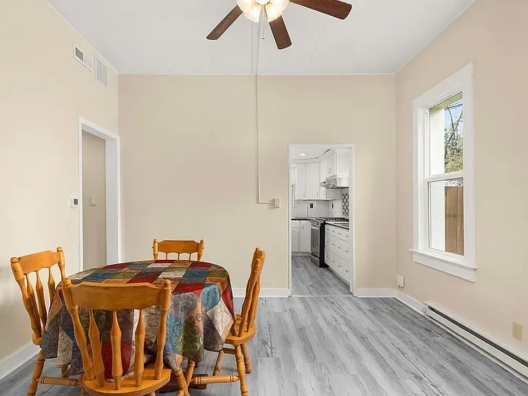 125 Croft Ave — Photo 8