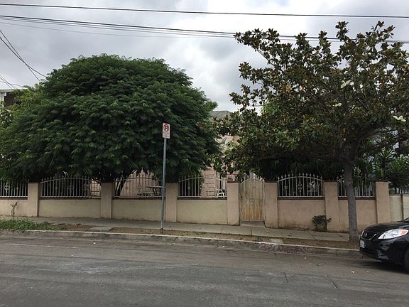 5th image of 323 N Burlington Ave