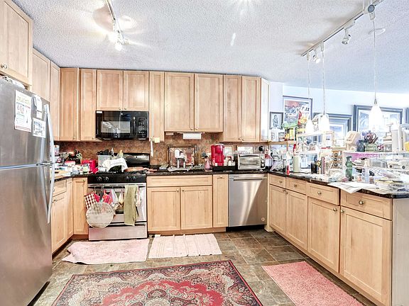5th image of 7004 Boulevard East #20E