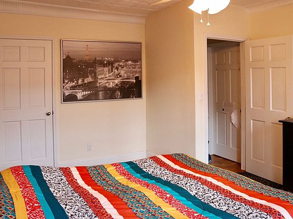 5th image of 518 Court St APT 2