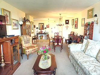 118-17 Union Turnpike, #12A