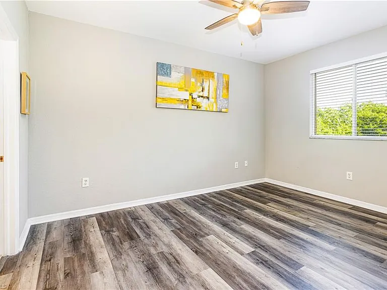 6361 Aragon Way #303 — Photo 21