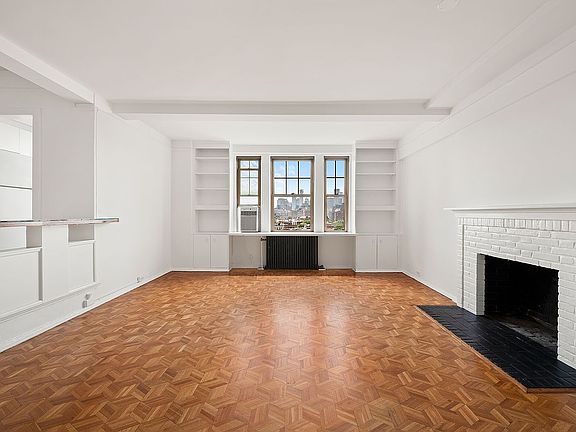 4th image of 299 W 12th St APT 14E