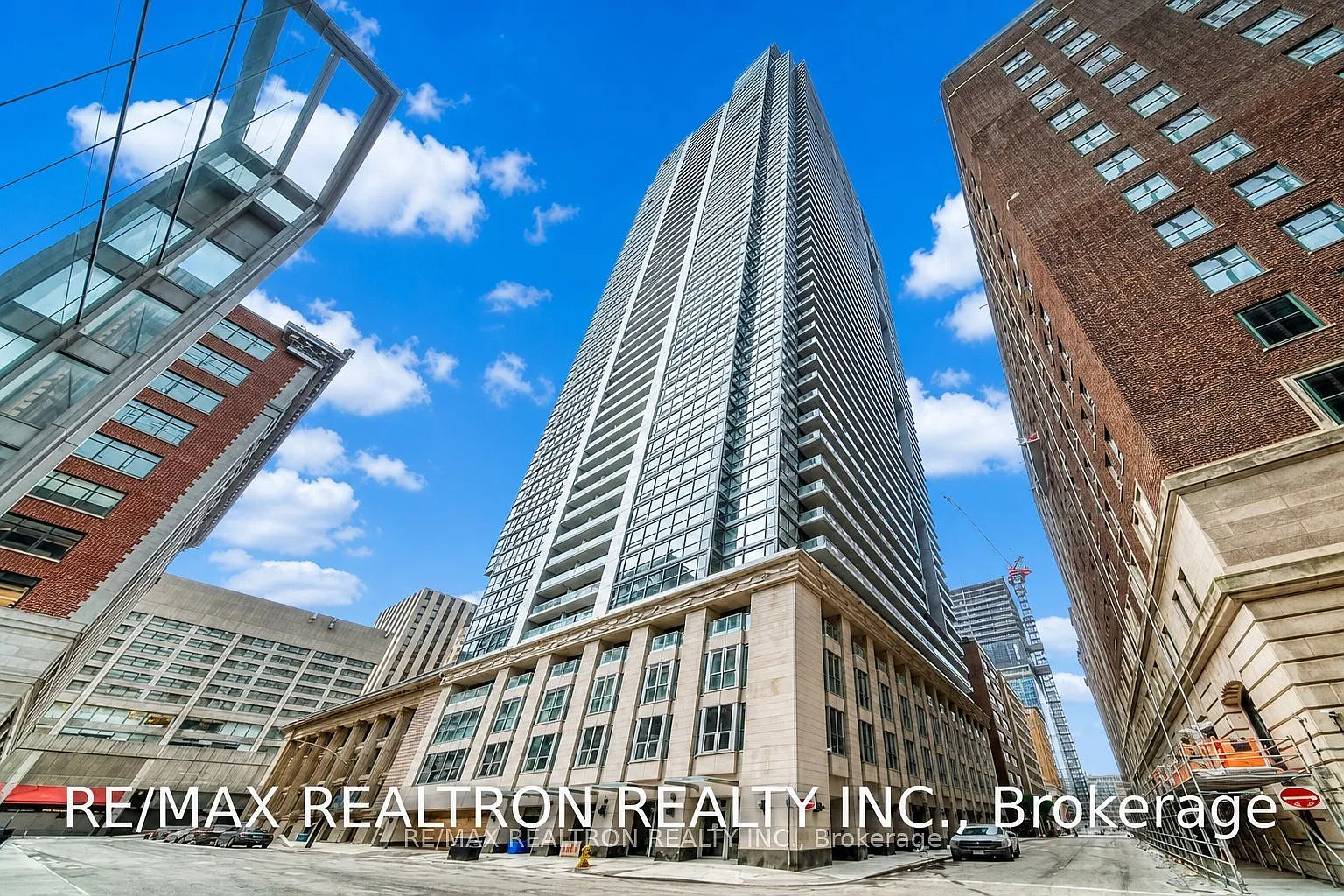 2 bed, $2,450 — Photo 1
