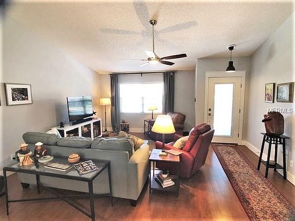 3rd image of 3374 Brodie Way