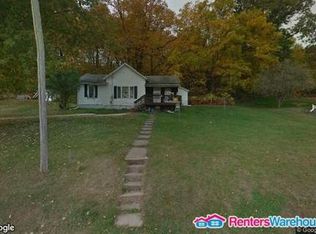 233 Center St S, Utica, MN 55979
