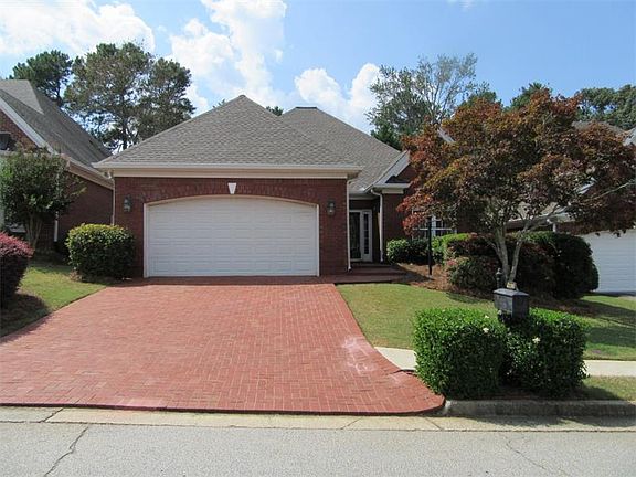 2nd image of 2130 Glenhurst Dr