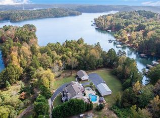 2488 Old Fork Rd, Gainesville, GA 30506