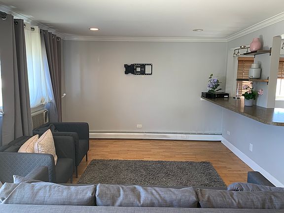 4th image of 670 Marilyn Ave APT 101