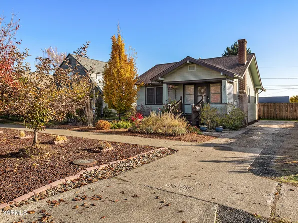 805 S 9th Ave, Yakima, WA 98902