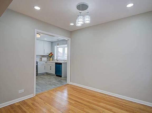 3rd image of 2508 Kensington Ave