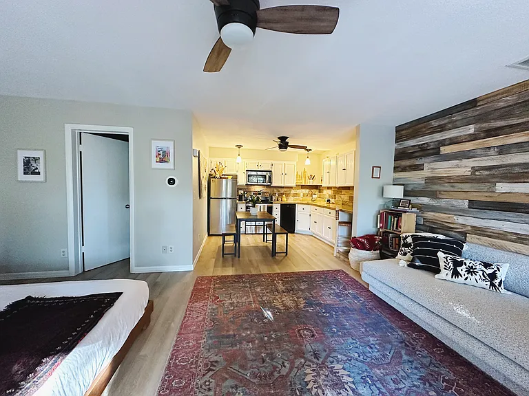 1045 Tower Butte Rd — Photo 3