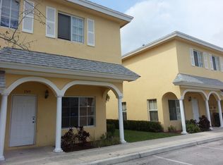 1121 Colonial Palms Way, Palm Springs, FL 33406