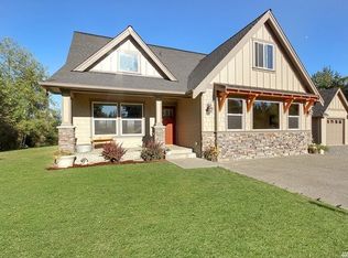 6802 208th St E, Spanaway, WA 98387