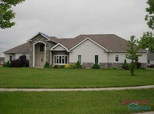 4000 Windsor Ct, Genoa, OH 43430