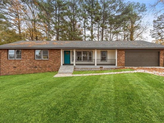 1784 S Deshon Rd, Lithonia, GA 30058