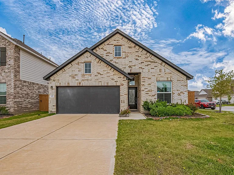 200 Catalina Cove Dr — Photo 2