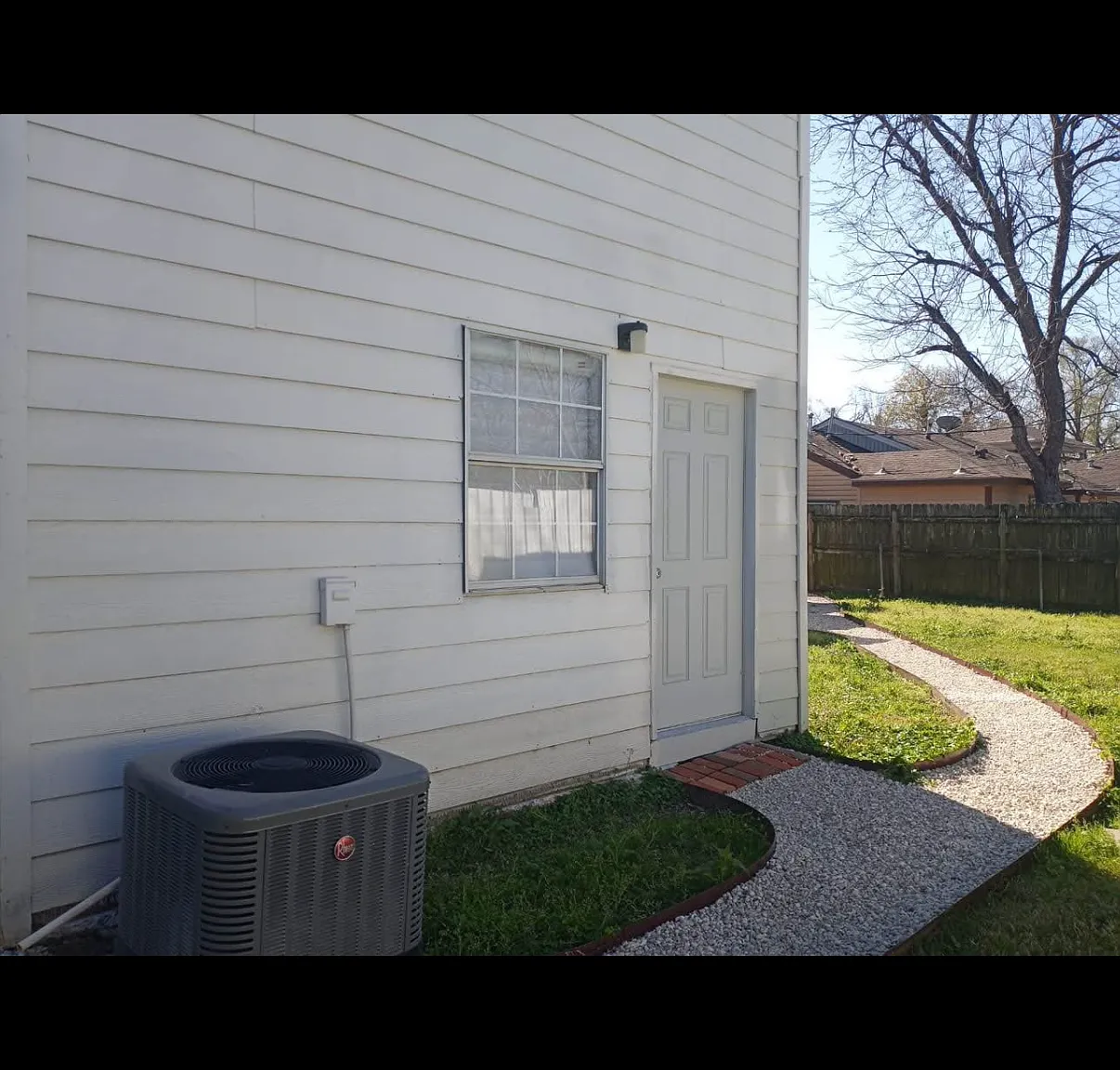 1 bed, 550 sqft, $1,050 — Photo 4