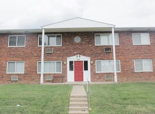 445 Burcke Dr #3, Hazelwood, MO 63042