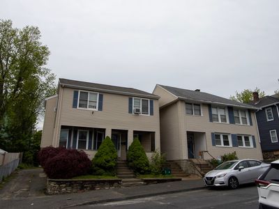 86 Pilgrim Ave, Worcester, MA, 01604