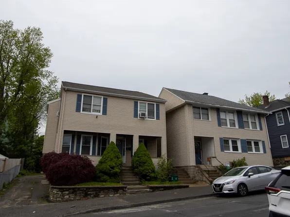 86 Pilgrim Ave, Worcester, MA 01604