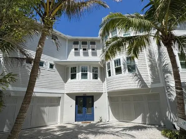 112 11th St S, Bradenton Beach, FL 34217