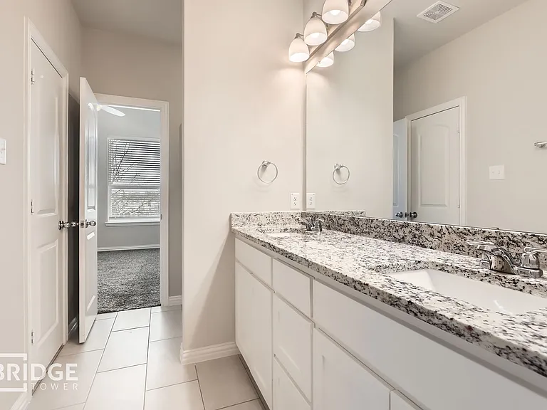 Lamar Townhomes — Photo 49