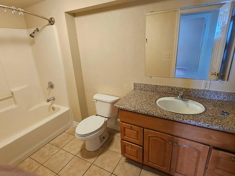 228 W Riverside Ave #103 — Photo 6
