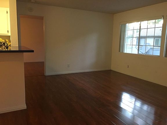 Living Room-3