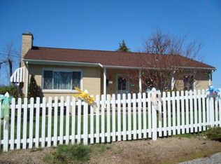 111 Maplewood Dr, Pittsburgh, PA