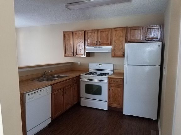 5th image of 4200 Flora Ave #4200