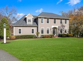 40 Chapelgate Rd, Canton, MA 02021