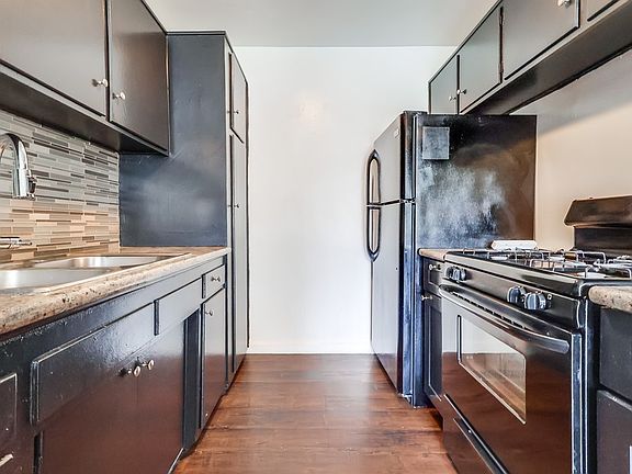 5th image of 4045 Stevely Ave APT 8