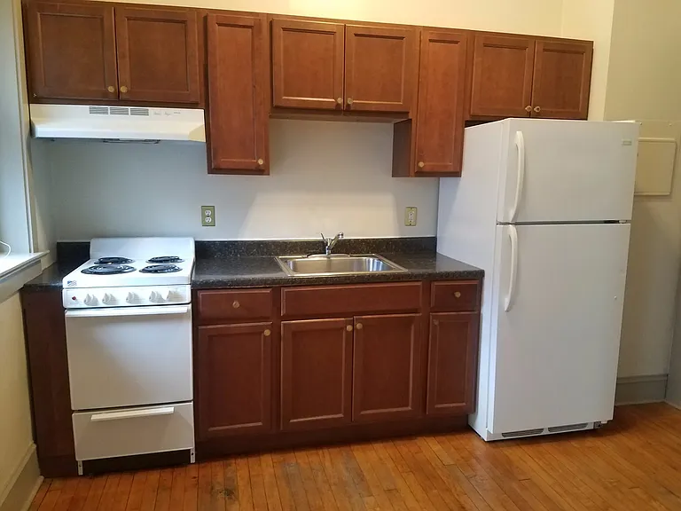Welcome to Lancaster's First Ever Multi-Unit Apartment Building - Historic Hamilton Suites! — Photo 11