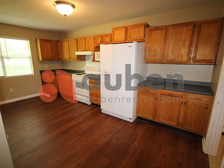 6250 W Highway 136 — Photo 4