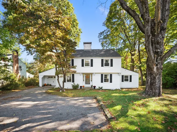 236 Ridgewood Road, West Hartford, CT 06107