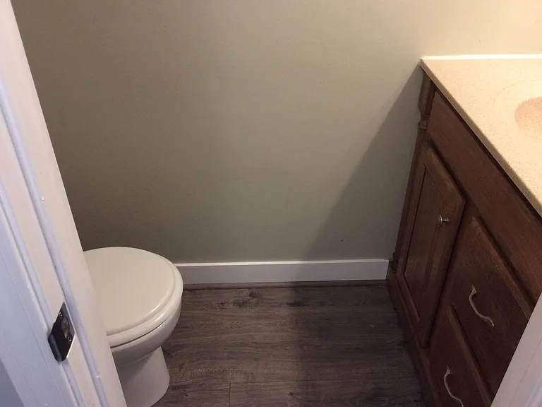 1/2 bathroom