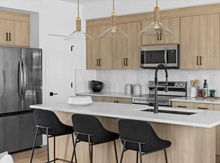 198 N Greystone Blvd, Cochrane, AB T4C3K3