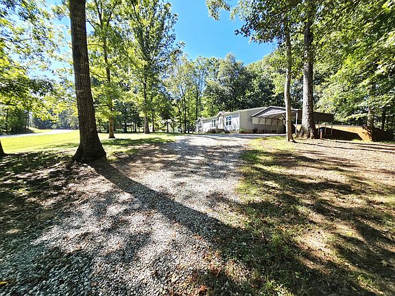 2nd image of 460 Cooley Woods Rd